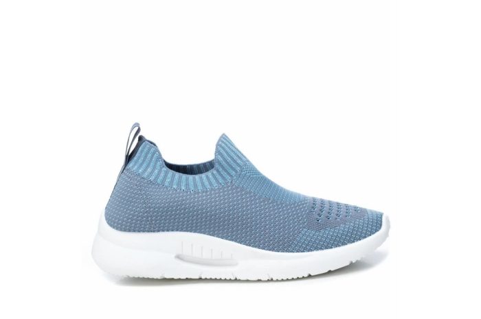 Sneakers calzino blu "Candir" <br><b>XTI</b>