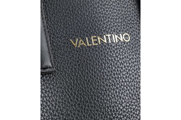 Borsa Nera Valentino Linea Superman valentino-bags-superman-borsa-a-mano-nero-vbs2u803-001-31 (1)