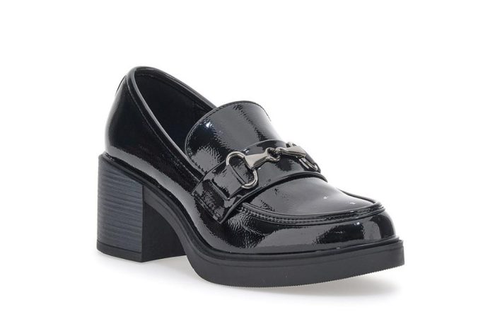 Mocassino da donna vernice nero Miky leggere e glamour (2) Mocassino da donna vernice nero "Miky"