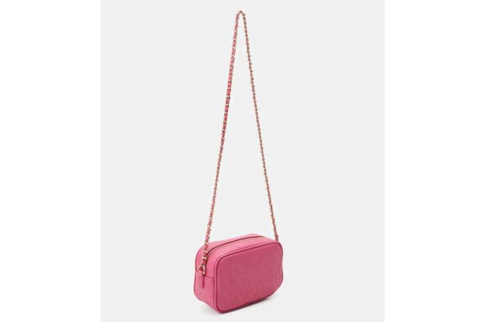 Tracolla Fuxia Valentino Linea Relax (2) Tracolla Fuxia Valentino Linea "Relax" <br><b>Valentino bags</b>
