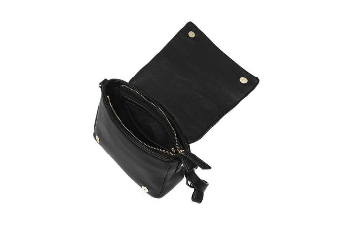 Borsa Nero a spalla By Byblos Linea Turchese BYBS28A06 (3) Borsa Nero a spalla By Byblos Linea Turchese <b><br>By Byblos</b>