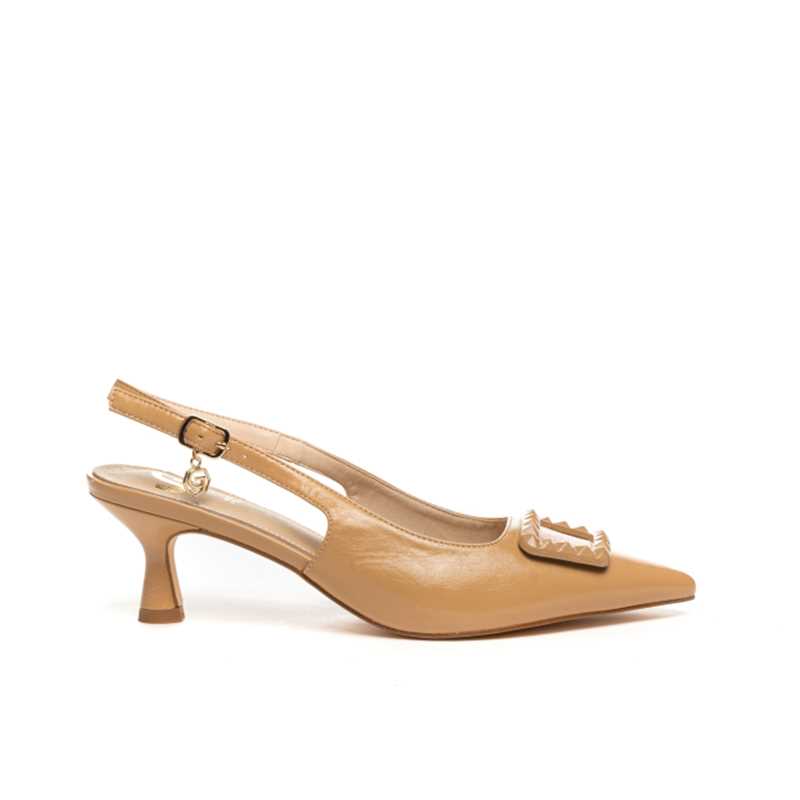 Slingback Camel con accessorio kelly scarpe elegnati